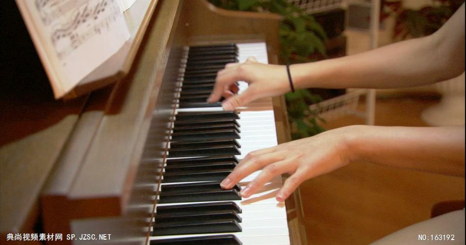 0218-弹钢琴 人物类 人物视频 人物实拍
