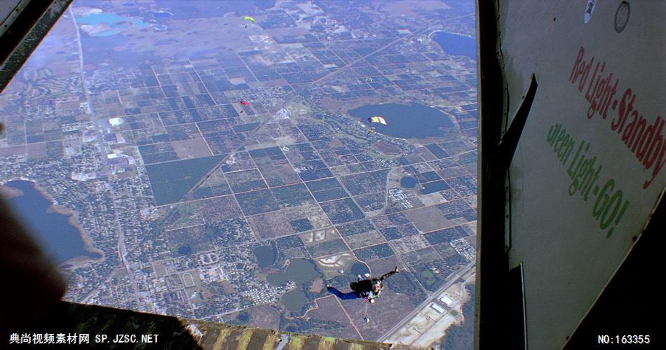 空中跳伞FF104H 人物运动视频
