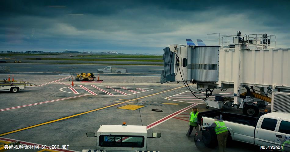 忙碌的机场工作素材  LoganAirport 视频素材下载