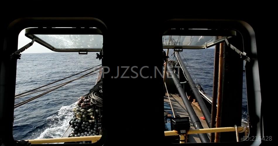 大海 出海船只 破浪