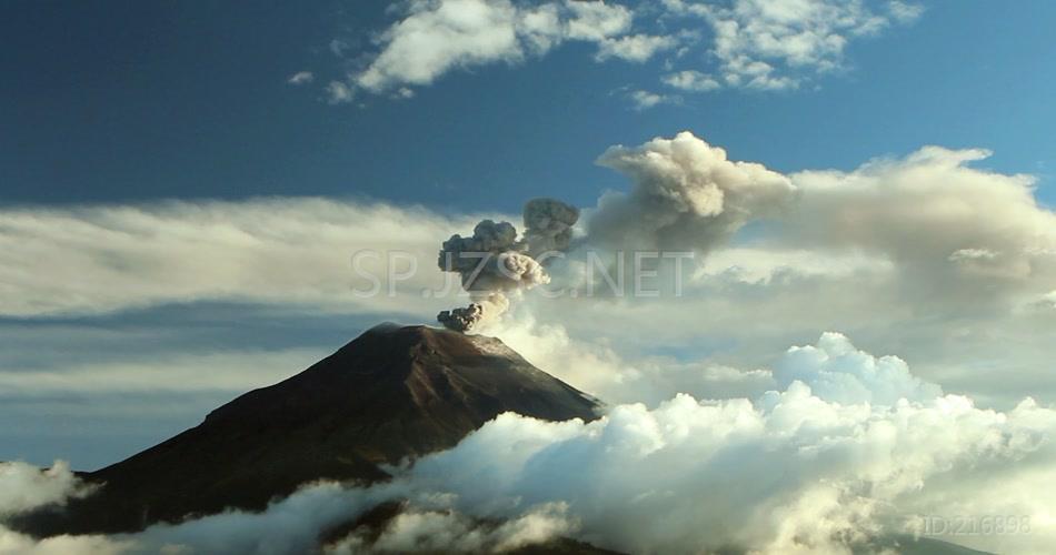 火山喷发天空云层大自然美景视频素材