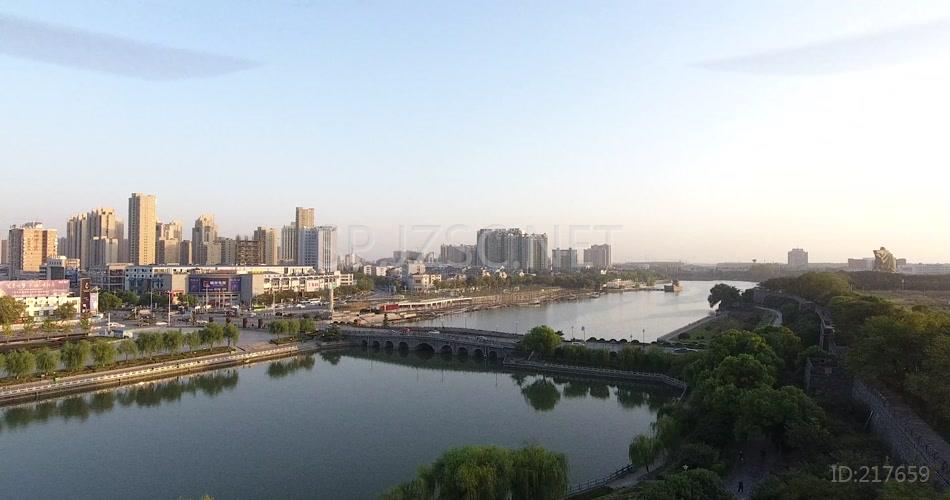 荆州古城夕阳4K唯美城市景观航拍视频素材