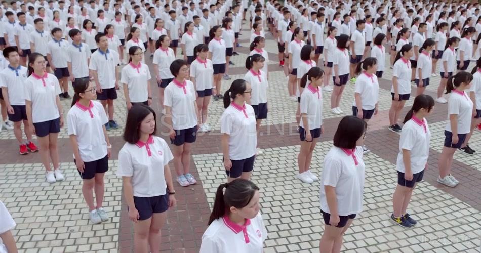 校园学生校园生活学生升旗仪式视频