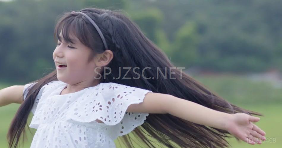 清新唯美阳光可爱小孩放风筝高清实拍视频