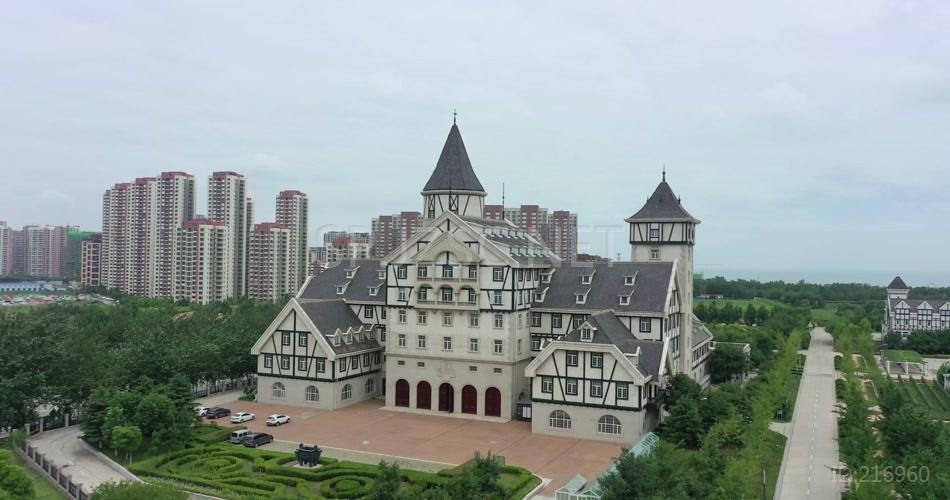航拍烟台张裕卡斯特酒庄烟台地标视频素材